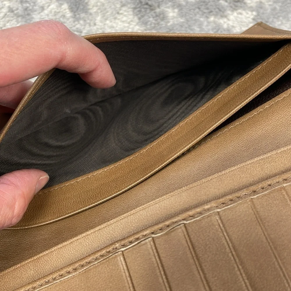 Bottega Veneta Intrecciato Long Wallet Bifold Milk Chocolate Brown Woven Leather